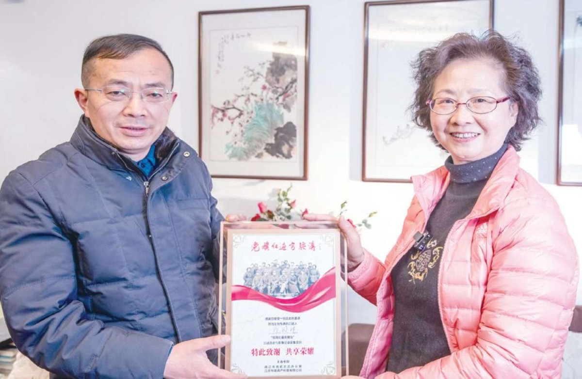 2023 年 2 月，祝晓明（右）在口述历史现场.jpg