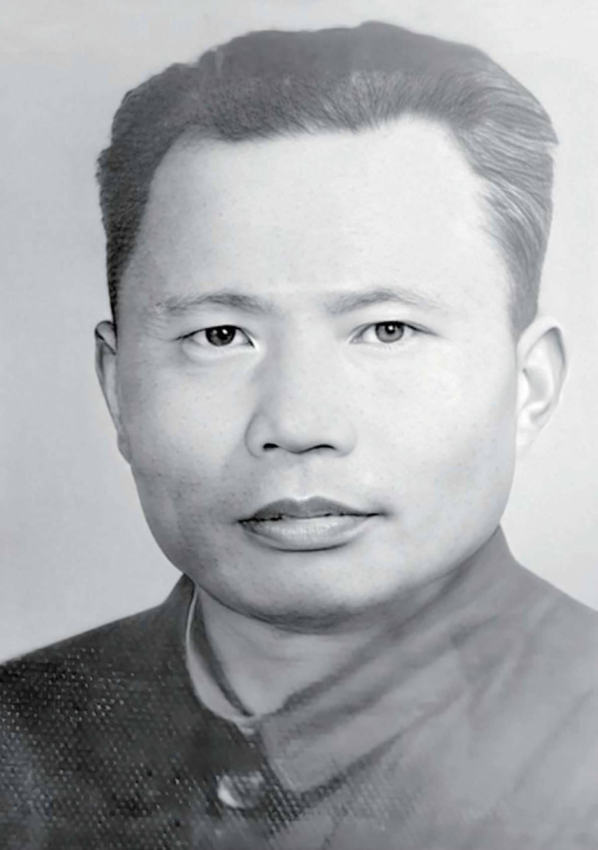 20 世纪 70 年代 ，毛成在靖江.jpg