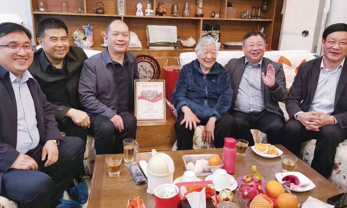 1994 年，太和乡政府出资将贾祥宝的五位叔叔合葬在一起，墓碑刻有“革命一家” 四个大字，以缅怀先烈，激励后人。后来，贾