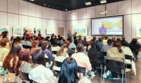 和平·青綠·傳承——南航建校73周年華拓·萬里君師徒中國畫展隆重開幕