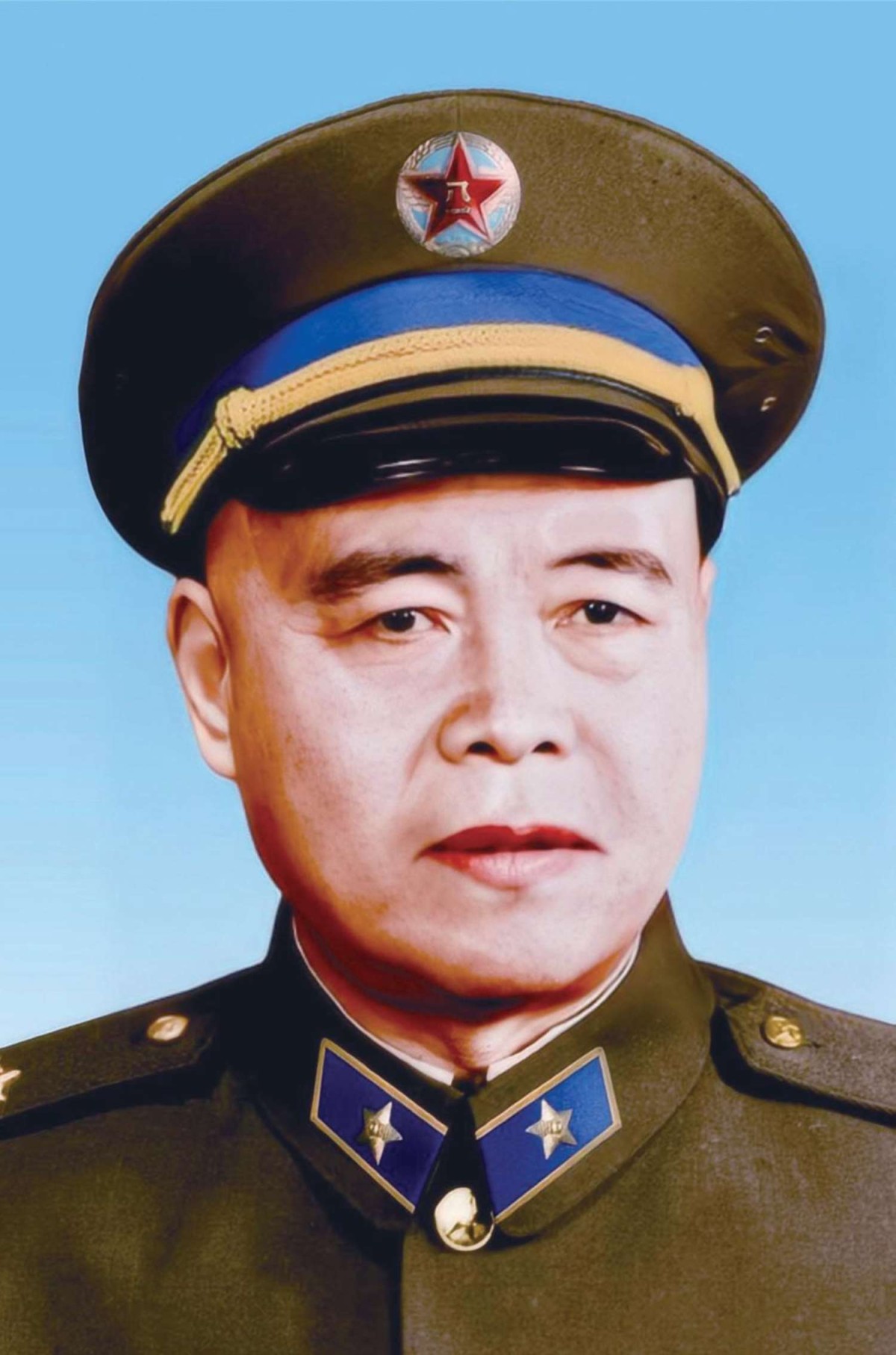 1983 年 ，时任福州军区空军副政委（副兵团职）的丁涟沄.jpg