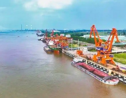 安徽外貿：添底氣漸從容