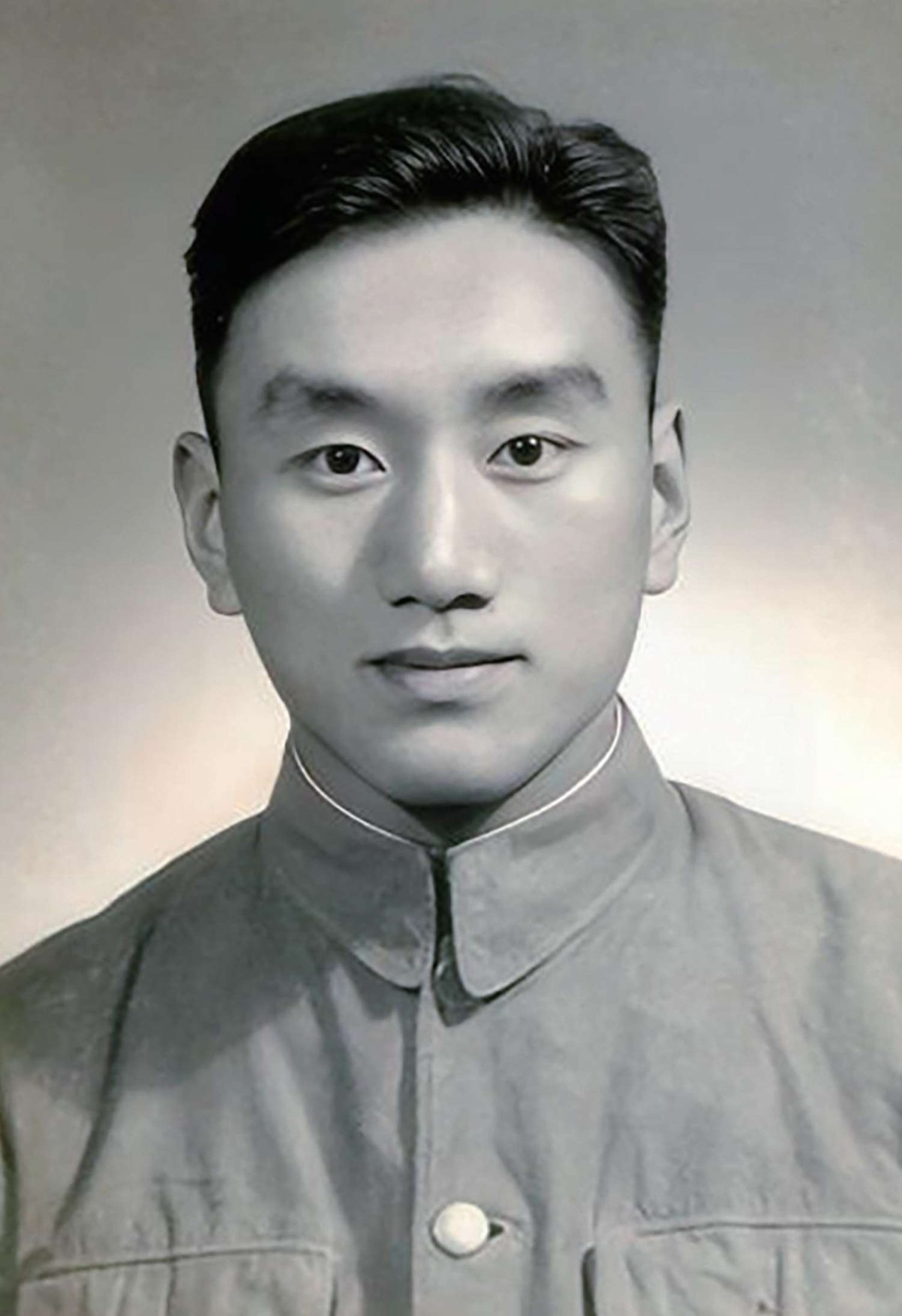 1956 年 ，臧祥坤在北京.jpg