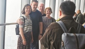 水岸联动文旅新玩法 上海中心加浦江游览