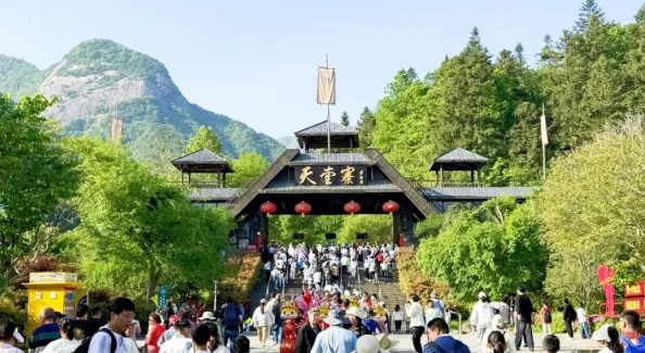 从“卖门票”到“卖场景”，六安传统景区“提标进阶”