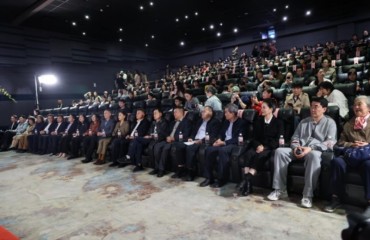 绍兴举行越剧电影《鉴湖女侠》首映仪式暨展映活动