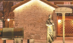 朱自清《背影》发表百年——一个世纪，照见“背影”转身