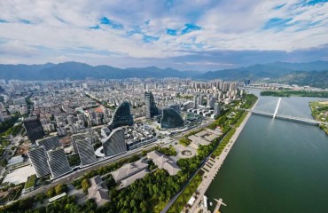 浙江首个市级“发展飞地”签约 山海协作启新篇