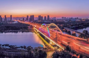 安徽滁州：千企“智”造登峰 千亿集群造极