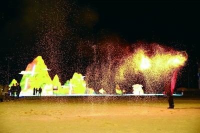 秦淮燈會在法國巴爾卡雷亮燈，探索市場化運營之路