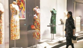 “摩登華影”，海派旗袍百年