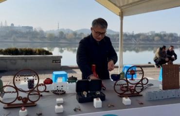 三场活动在屯溪河街启幕