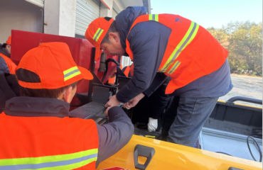 开展冬季抢险演练提升应急实战水平