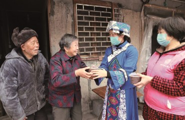 一碗腊八粥连起民族情