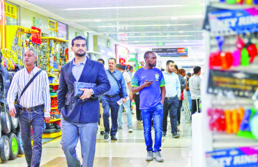 烟火暖五洲 心安在义乌 总台春晚分会场展示世界超市新画卷