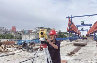 刘时金：为海岛筑路的未完之约