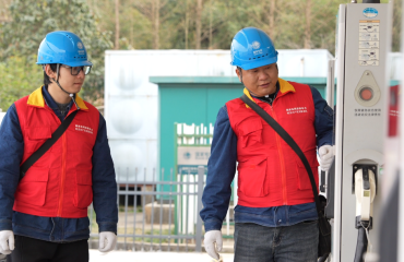 春节保供电 服务“不打烊”