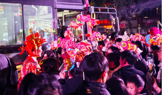 “福鐘迎新·狀元派?！背ζ砀；顒优e辦