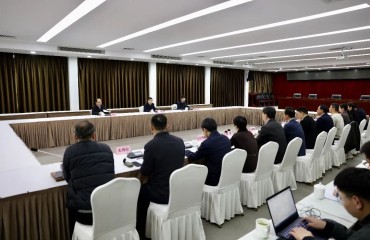 青浦区领导调研华新镇