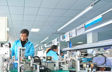 开足马力忙生产