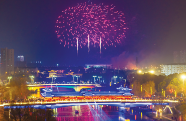 千年民俗焕新彩 万众踏桥祈太平