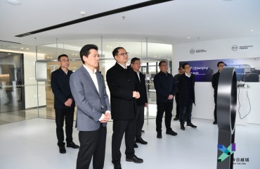 嚴(yán)鋼調(diào)研集成電路產(chǎn)業(yè)