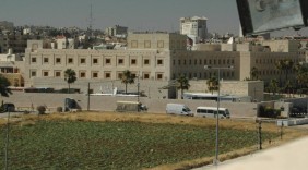 美駐約旦大使館敦促在中東地區(qū)美國公民離境