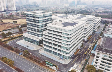 智能網(wǎng)聯(lián)產(chǎn)業(yè)孵化園產(chǎn)業(yè)用房建設(shè)項(xiàng)目完工