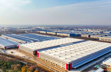 全县重大产业项目现场推进活动暨经济运行分析会举行