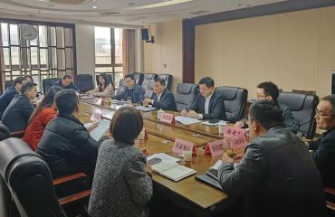 陈洁主持召开经济运行专题会 - 铜官区人民政府