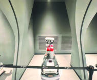 “合肥造”機器人落“滬” 曾參演《流浪地球2》