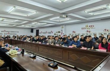 实干担当促发展·守牢底线稳大局，江浦街道召开全面部署近期重点工作会议