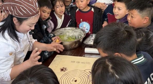 春日拂古村 研學(xué)正當(dāng)時(shí)