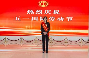 舟山市青少年體校副校長(zhǎng)羅瑜榮獲浙江省“五一勞動(dòng)獎(jiǎng)?wù)隆?></a></div>
                            <section></section>
                            <h2><a href=