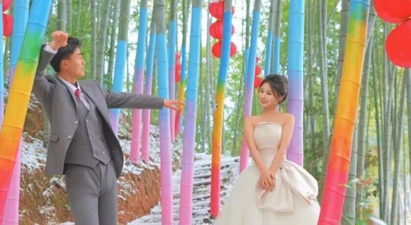 灵山民国风月 唐模独占鳌头，三天两晚把彼此“锁死”