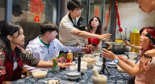 “@HUANGSHAN全球达人推介官”第二场外籍达人线下采风活动走进灵山村