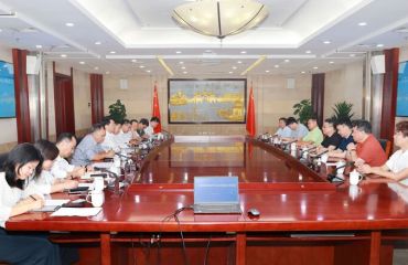 小草绿能新材料江苏基地项目推进会召开