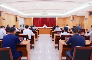 严密部署 同心协力 坚决筑牢全域安全屏障 经开区组织收听收看省市防御台风“巴威”工作部署视频会议并召开续会