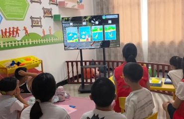 守护“一老一小” 绘就温暖画卷