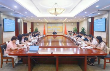 凝聚爱心力量 守护少年成长——经开区召开“孤困必帮 同享阳光” 项目网络捐赠动员部署会