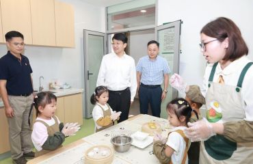 田醒民开展教师节走访慰问活动 致敬“筑梦人” 礼赞“引路者”