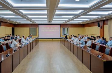 上海市统计局党组 市国动办党组举办理论学习中心组联组学习会