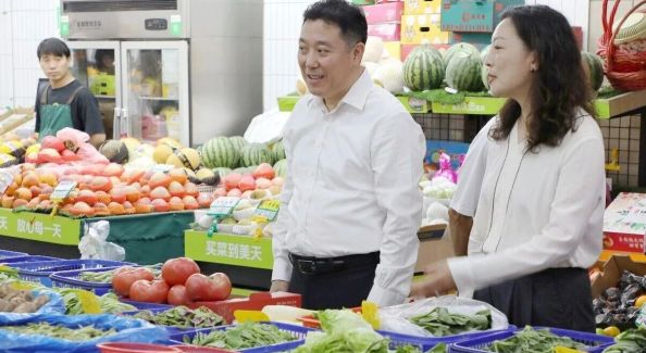 长宁区领导带队开展节前安全生产检查