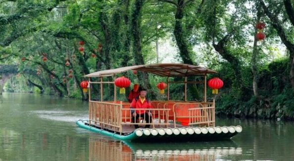 磐安人游磐安龙灯源平安又吉祥