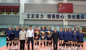 上海市体育局领导赴运动队看训及慰问亚运会参赛人员