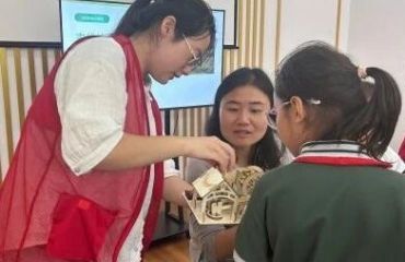 探秘古代“水力大锤子”——江浦街道八里社区开展水碓模型手工科普活动