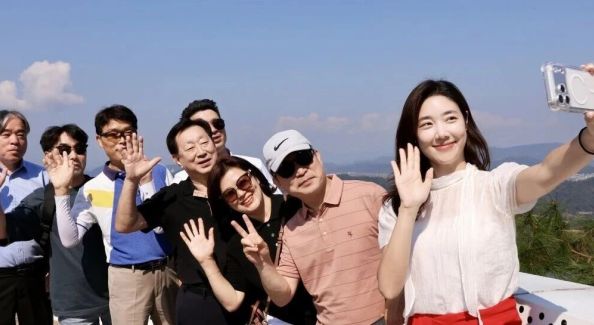 秋色正燃 | ​韩国朋友来千岛湖踩线啦！解锁“湖泊+”度假新玩法