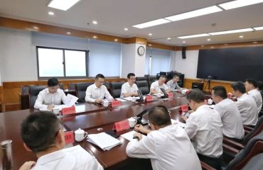 章登峰专题调研“两业”融合工作