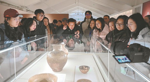 網(wǎng)絡文學可與楚文化“屬而和”