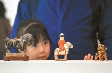 騏驥春風(fēng)中 賞千年駿影